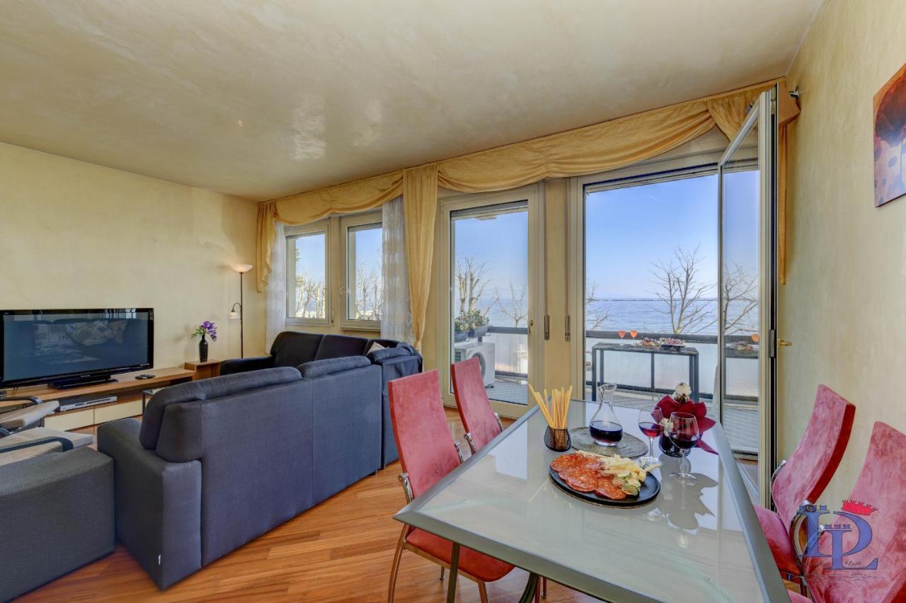 דסנזאנו דל גארדה Desenzanoloft Official Partner Marriott Homes & Villas - Charming On The Lake Front Lake מראה חיצוני תמונה